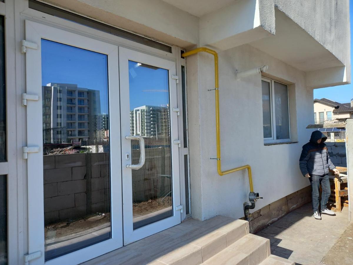 Twins Residence 2 Apart Hotel Ap 2 2 Rooms Chiajna Екстериор снимка